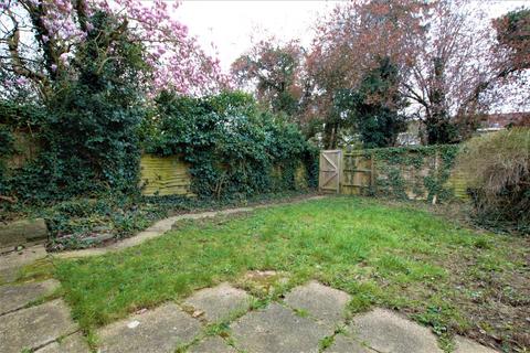 3 bedroom terraced house to rent, Beaumont Avenue, St Albans, AL1