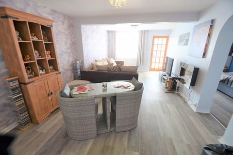 80 Croft Road, Portland, DT5 2EP