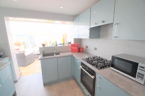 80 Croft Road, Portland, DT5 2EP