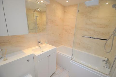 80 Croft Road, Portland, DT5 2EP