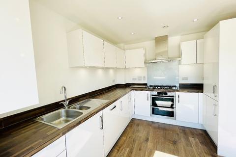 92 Castleridge Drive, Greenhithe, DA9 9WT