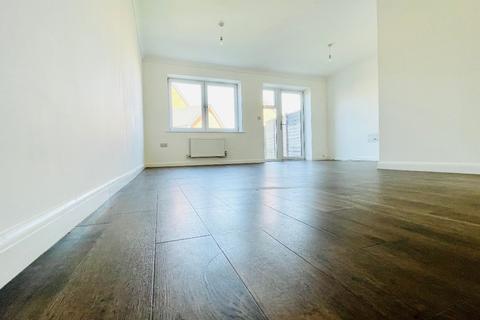92 Castleridge Drive, Greenhithe, DA9 9WT