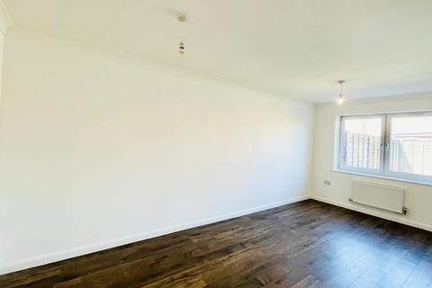 92 Castleridge Drive, Greenhithe, DA9 9WT