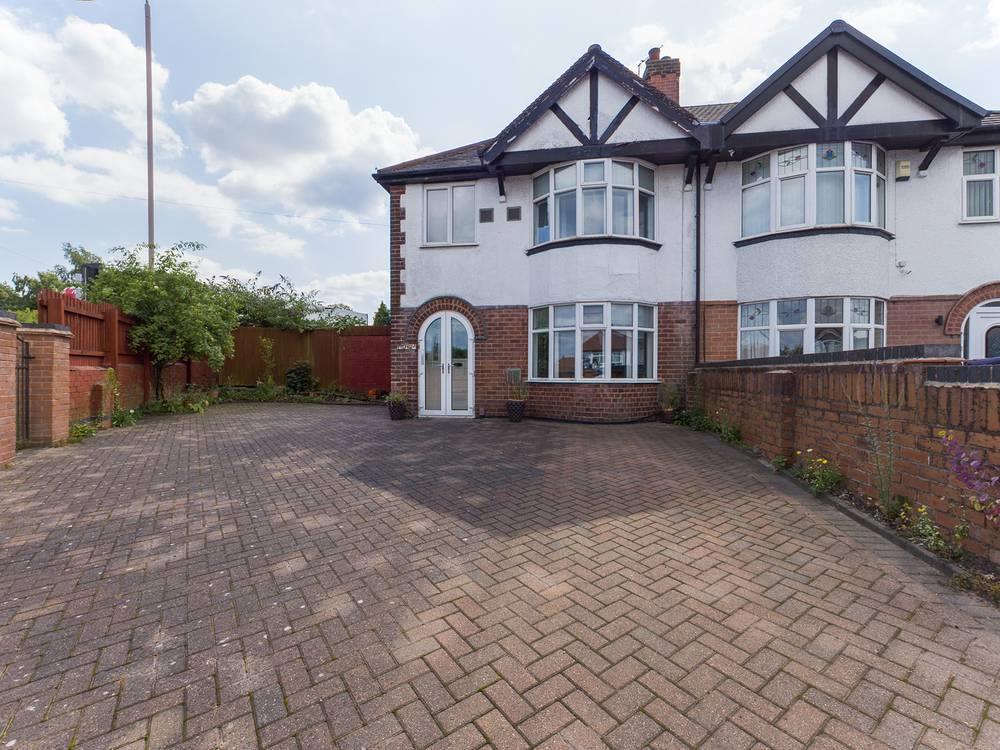 Eakring Road, Mansfield 4 bed semidetached house £200,000