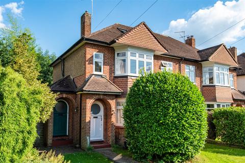 126 Speer Road, Thames Ditton, KT7 0PP