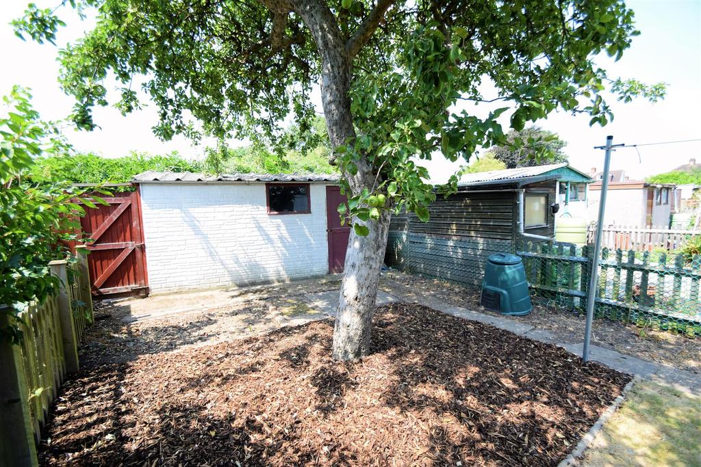 Garden/garage
