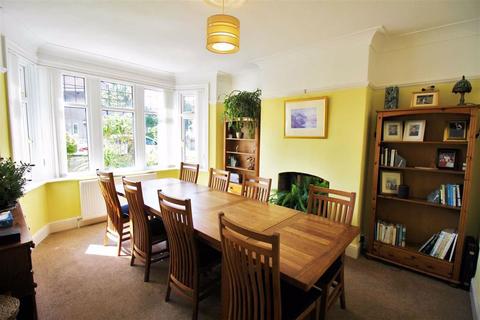 19 Berkeley Crescent, Uphill, Weston-super-mare, BS23 4XZ