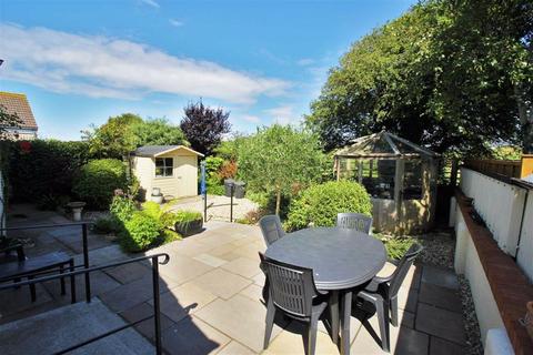 19 Berkeley Crescent, Uphill, Weston-super-mare, BS23 4XZ