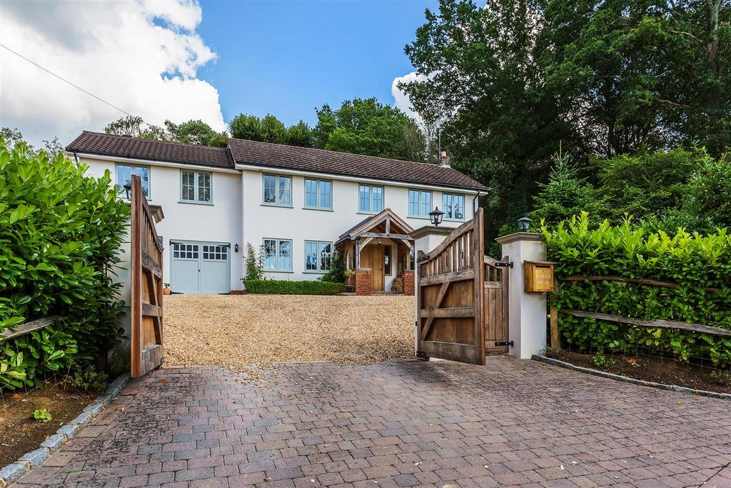 The Ridgeway, Cranleigh 6 bed detached house £1,595,000