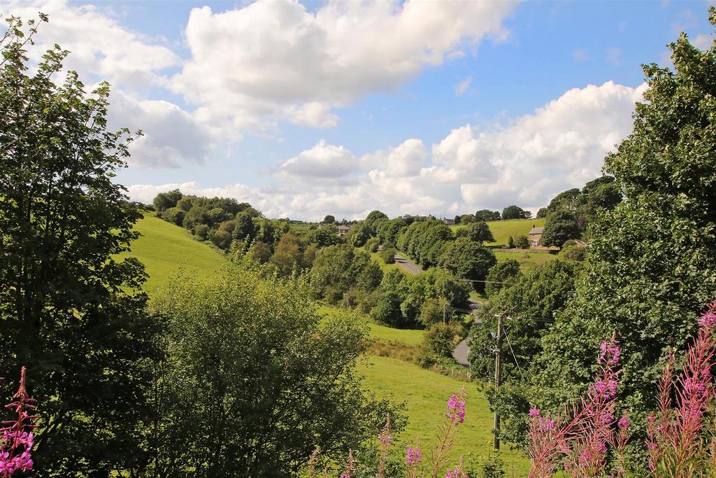 Way, Stannington, Sheffield... 5 bed detached house £625,000