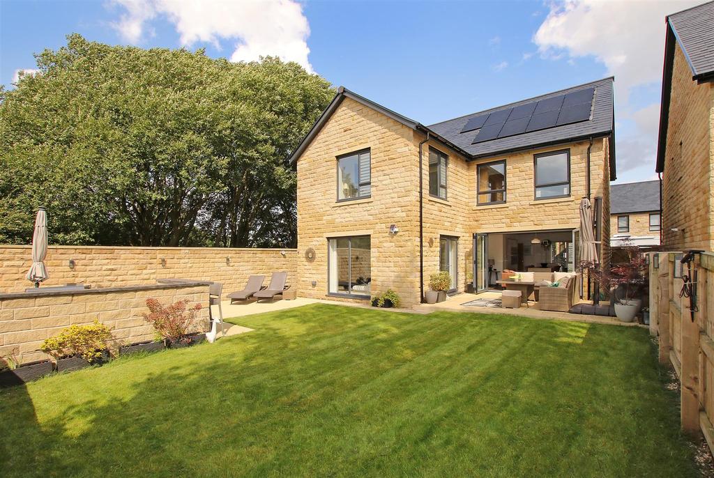 Way, Stannington, Sheffield... 5 bed detached house £625,000