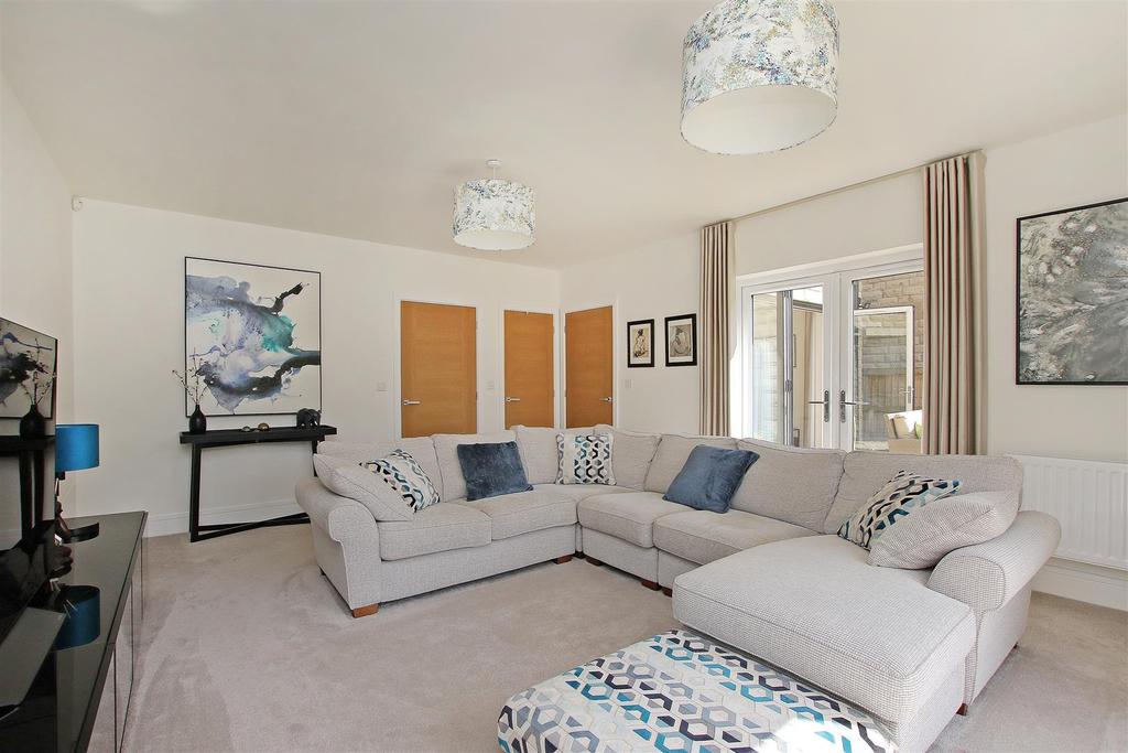 4.Lounge3.JPG