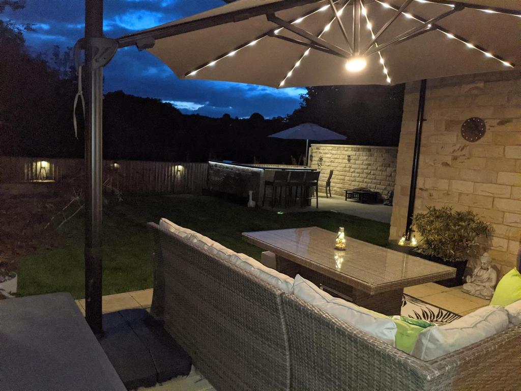 Outdoor N2.jpg
