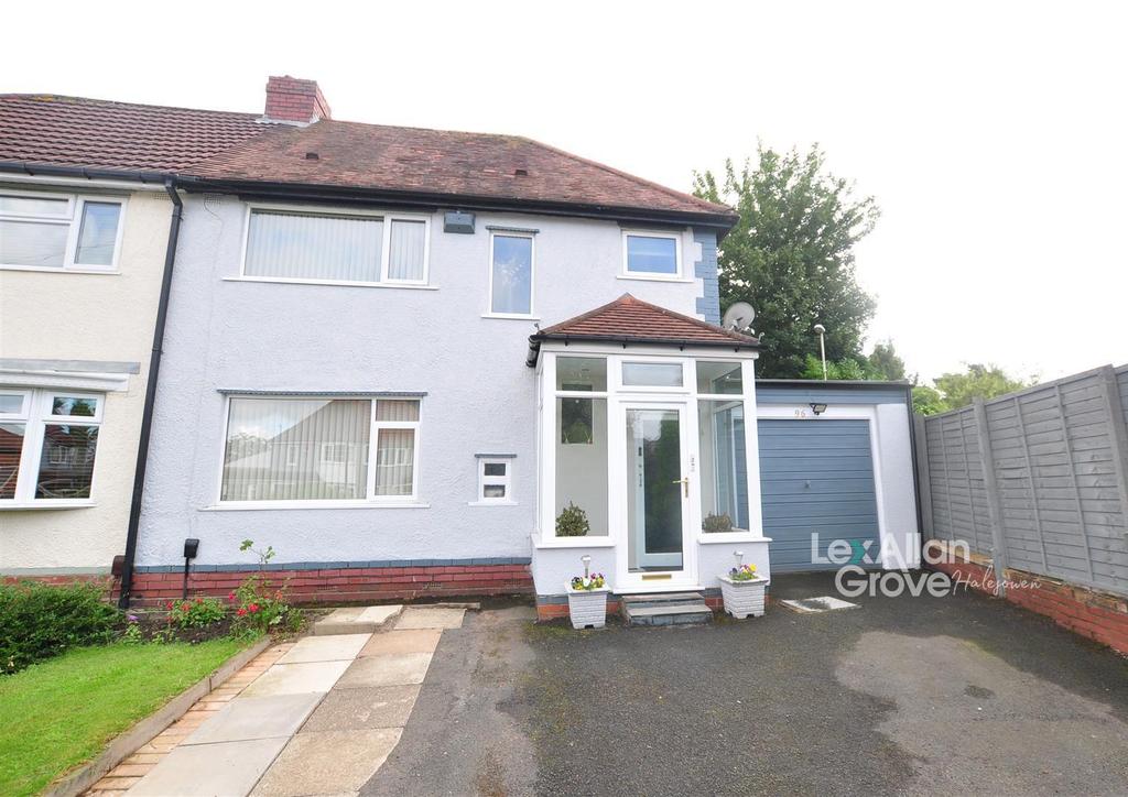 Lyttleton Avenue, Halesowen 3 bed semidetached house £260,000