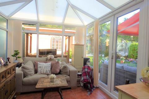 12 Bramble Close, Malvern, WR14 2UW