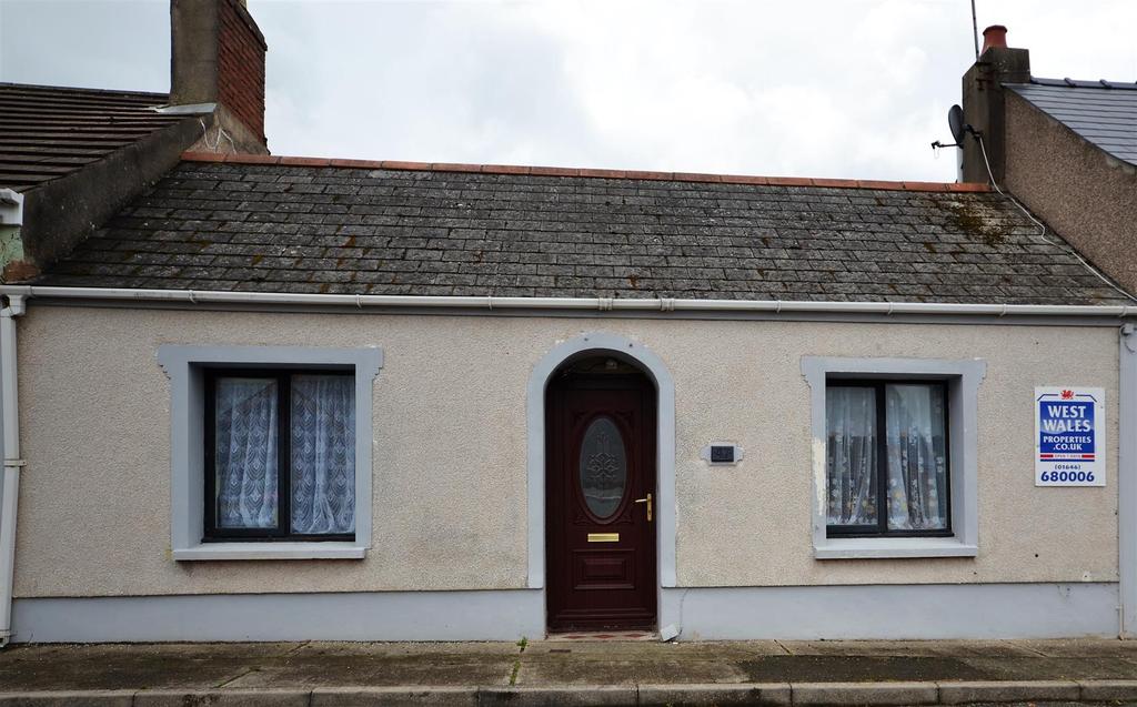 Milton Terrace, Pembroke Dock 2 bed cottage £135,000