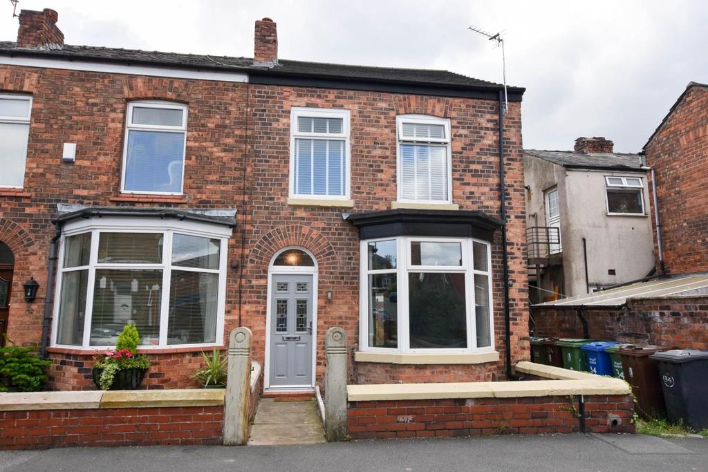 Swinley Street, Swinley, Wigan, WN1 2ED 3 bed end of terrace house £