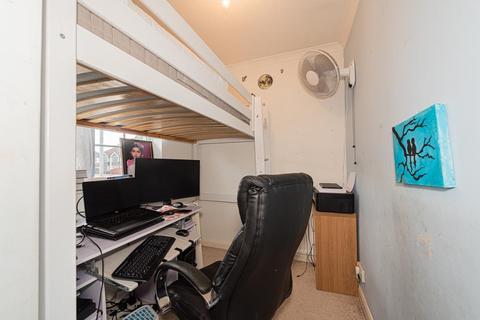 1 Mcdonough Close, Chessington, KT9 1ER