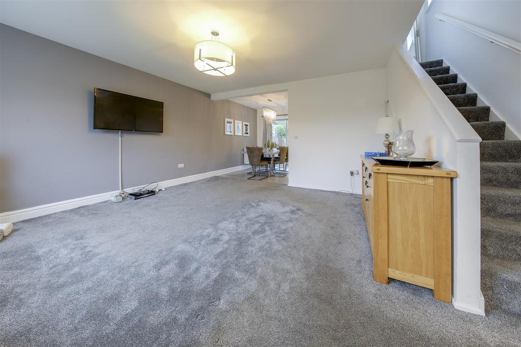 Dobbin Close, Higher Cloughfold, Rossendale 3 bed semidetached house
