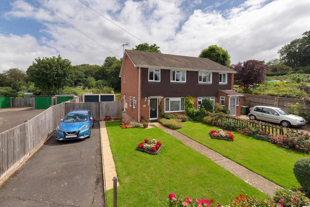 Dorking Road, Tunbridge Wells TN1 2LN 3 bed detached house £500,000