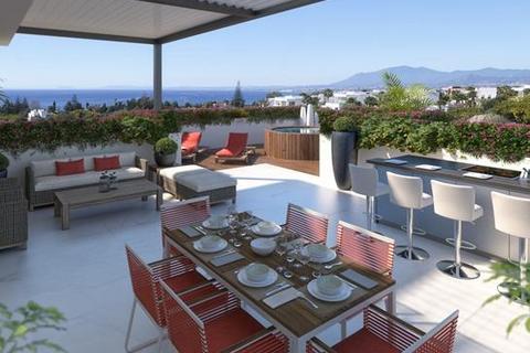 3 bedroom penthouse, Rio Real Golf, Marbella, Malaga