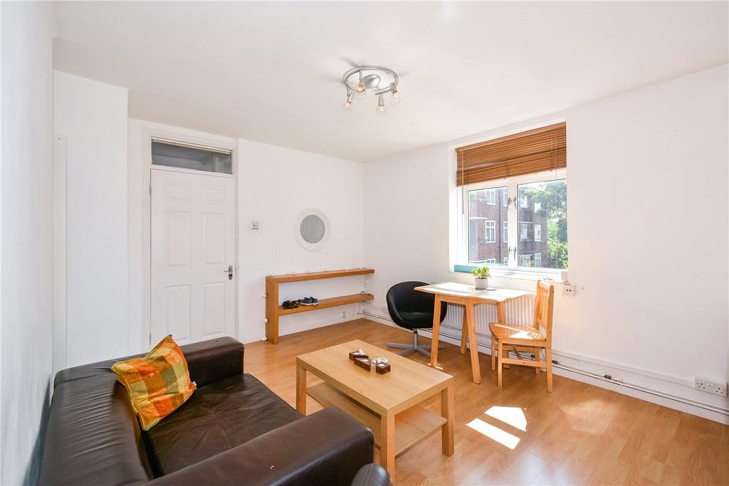 b Estate, Clapton Common, London, E5 2 bed apartment £1,500 pcm (£346 pw)
