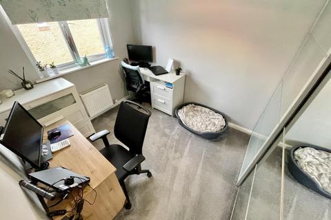 12 Barr Crescent, Irvine, KA12 0SQ