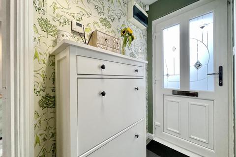 12 Barr Crescent, Irvine, KA12 0SQ