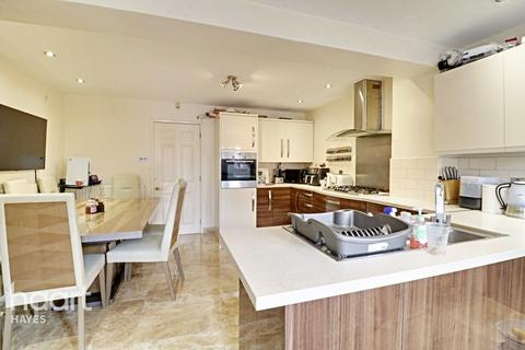 2 Wilstone Close, Hayes, UB4 9RL