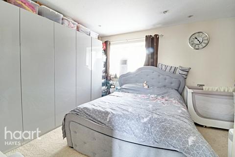 2 Wilstone Close, Hayes, UB4 9RL