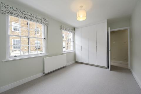 70 Cadogan Lane, London, SW1X 9DY