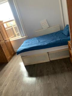 1 bedroom in a house share to rent, Room 2, Eastwood Road, Balsall Heath,Birmingham,B12 9NA