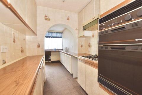 15 Eaton Drive, Romford, RM5 2NH