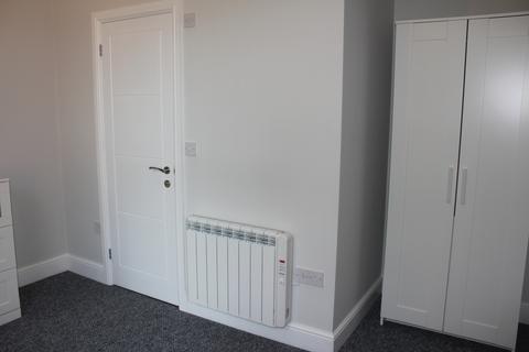 1 bedroom flat to rent, Westminster Road, Coventry, CV1