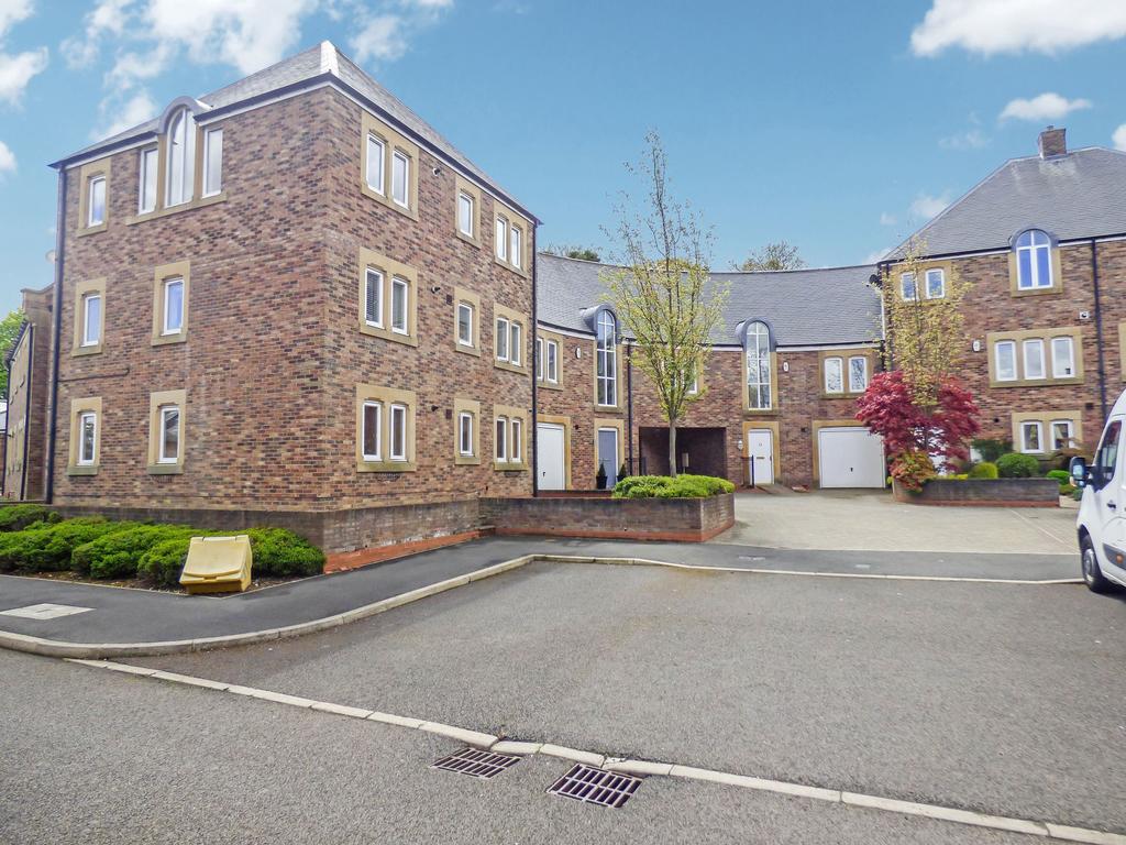 Mansion Heights, Whickham, Gateshead... 2 bed flat £140,000