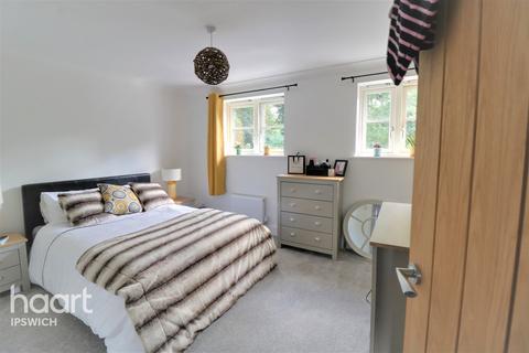 3 Boundary Oaks, Capel St Mary, Ipswich, IP9 2FL