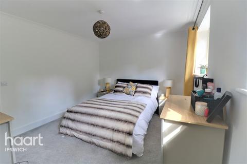 3 Boundary Oaks, Capel St Mary, Ipswich, IP9 2FL