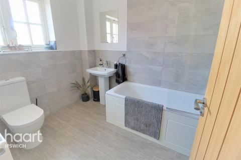 3 Boundary Oaks, Capel St Mary, Ipswich, IP9 2FL
