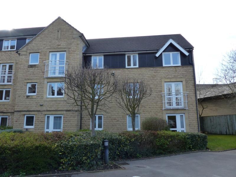 SPRINGS LANE ILKLEY LS29 8SN 2 bed apartment £675 pcm (£156 pw)