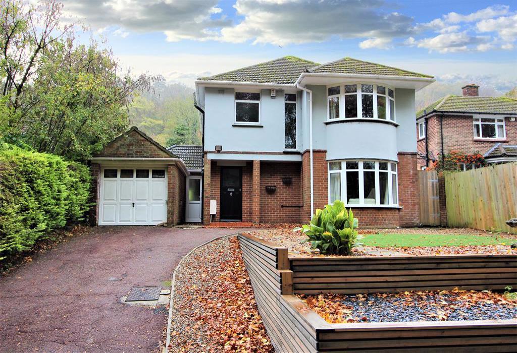 Chilton Avenue, Temple Ewell, Dover... 3 bed detached house £575,000