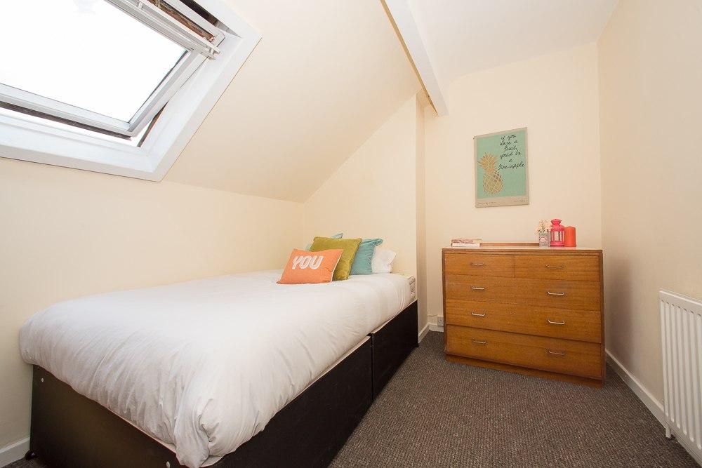 House in Leeds - View 4