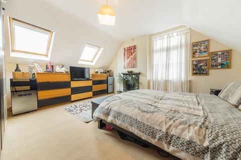 2 bedroom flat to rent - Park road, Watford, United Kingdom, WD17