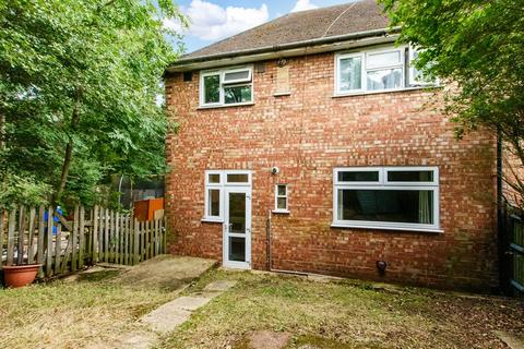 105 High Grove, London, SE18 2PU