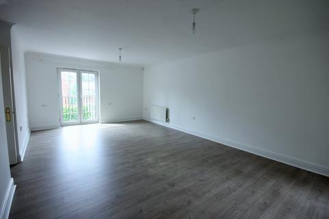 2 bedroom flat for sale, Osborne Heights, Warley, Brentwood, CM14