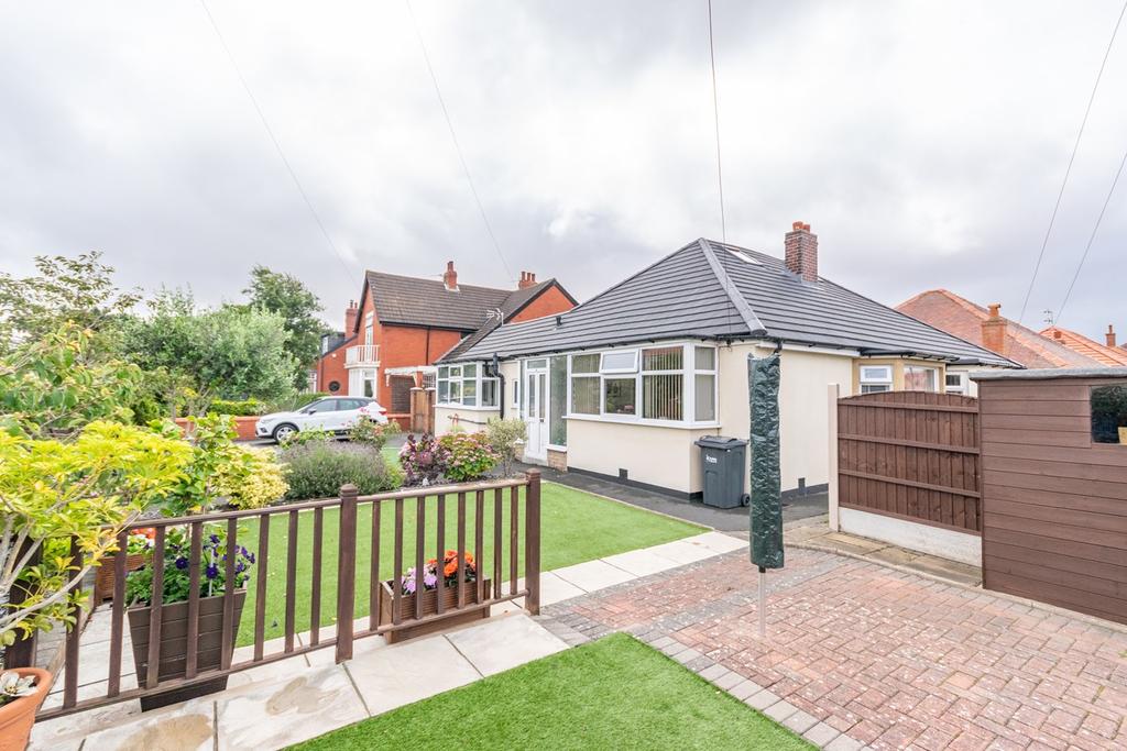 Oxford Road, Lytham St Annes, FY8 2 bed semidetached bungalow £235,000