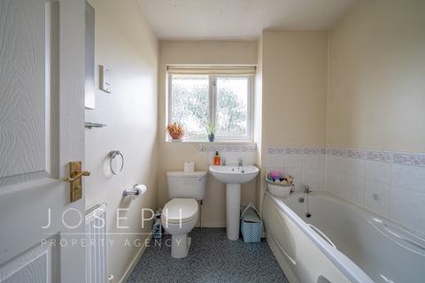 14 Euston Avenue, Rushmere St Andrew, Ipswich, IP4 5QY