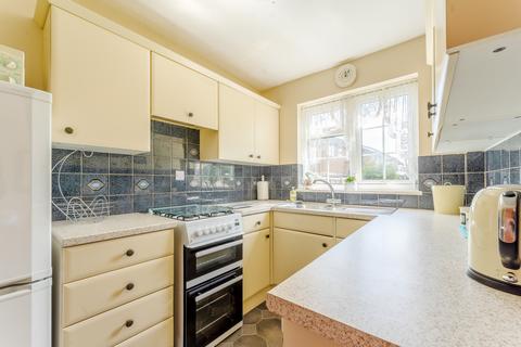24 Balmoral Road, Worcester Park, KT4 8SR