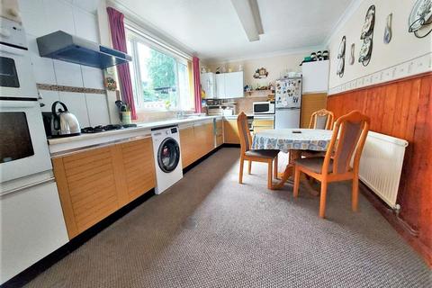 7 Bernshall Crescent, Sheffield, S5 9FB