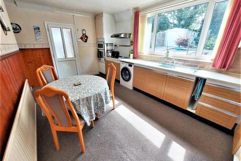 7 Bernshall Crescent, Sheffield, S5 9FB