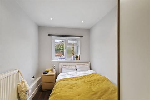 2 bedroom apartment to rent, Blackstock Road, London, N4